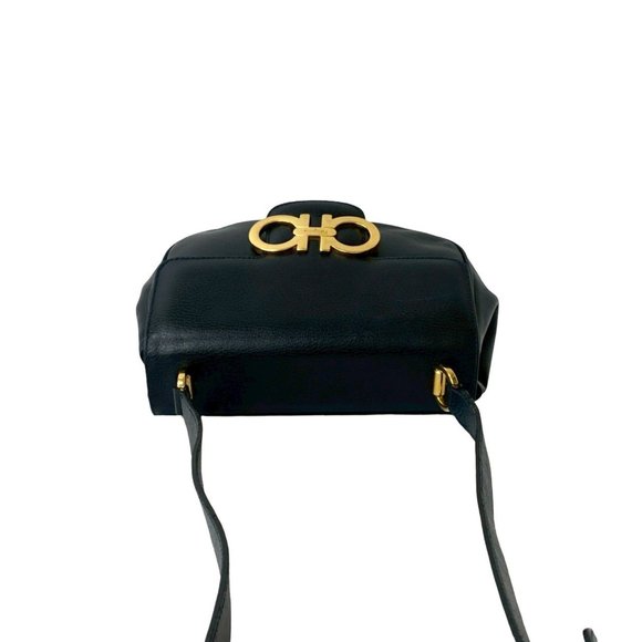 Salvatore Ferragamo Gancini Leather Shoulder Bag/Pochette in Navy Blue (19938) - Picture 4 of 10